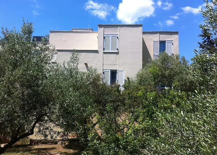 Lovorka - Drazica Otel 3*