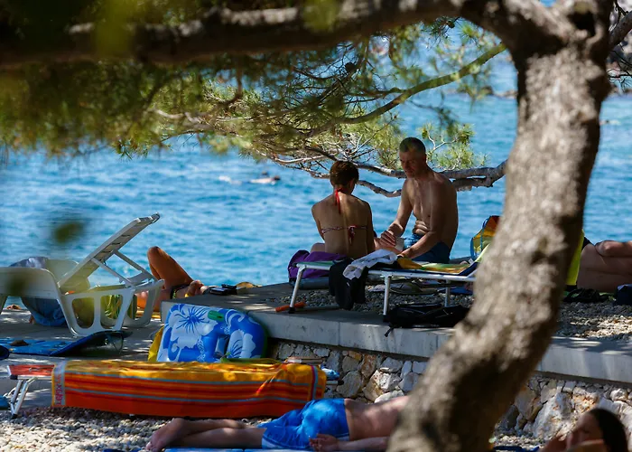 Lovorka - Drazica 3* Krk Town