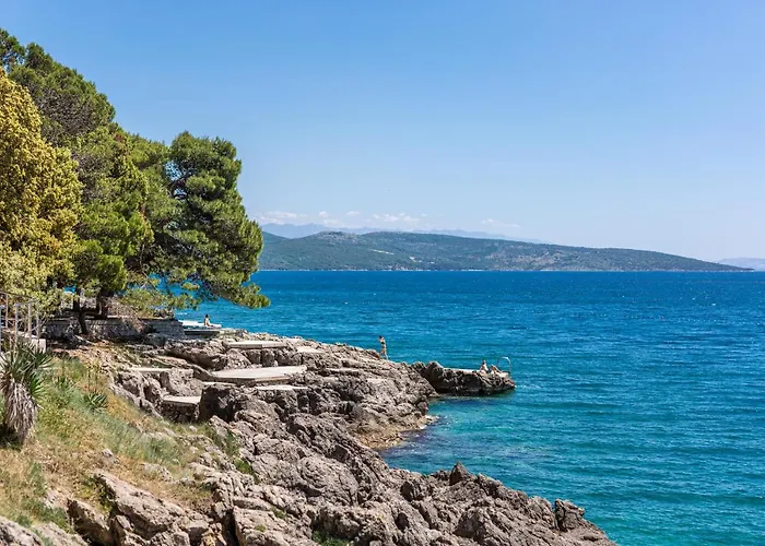 Ξενοδοχείο Lovorka - Drazica 3*