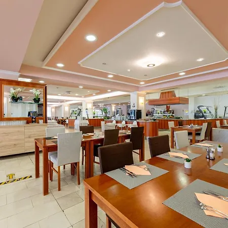 Lovorka - Drazica Krk Town