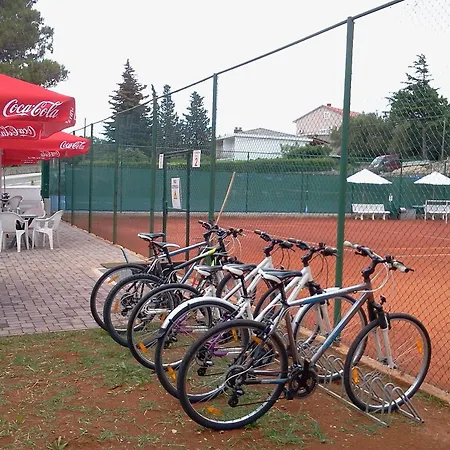 Lovorka - Drazica 3*