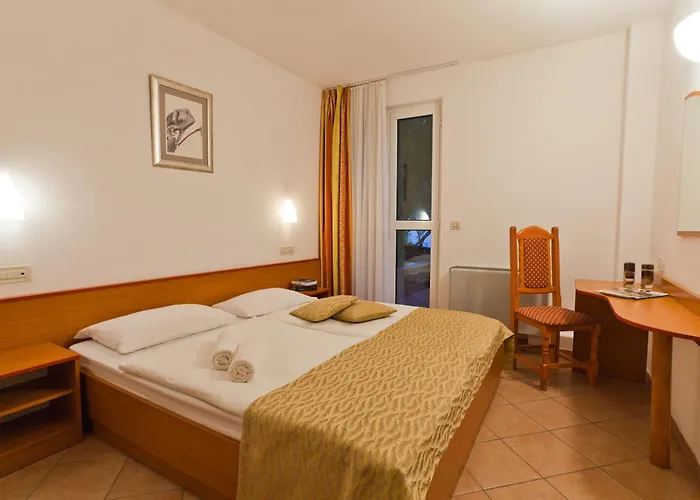 Lovorka - Drazica Hotel Veglia